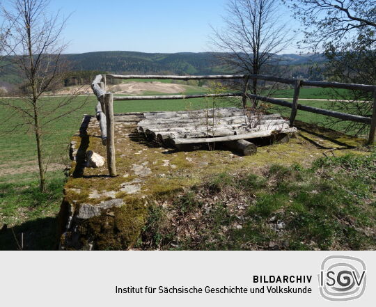 Reste eines historischen Kalkofens bei Dippoldiswalde-Naundorf.