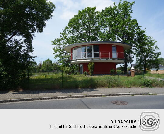 Das Haus Rotunde auf dem Weidaer Berg in Riesa-Weida.