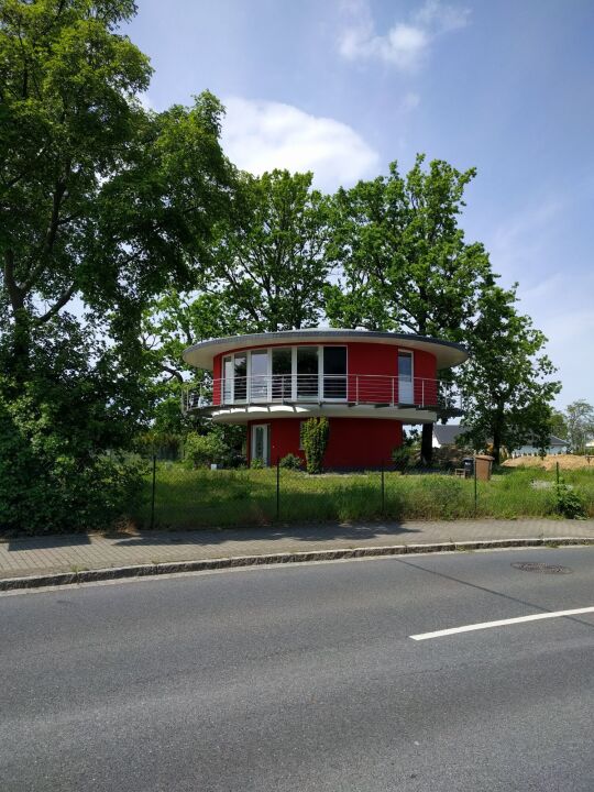 Das Haus Rotunde auf dem Weidaer Berg in Riesa-Weida.