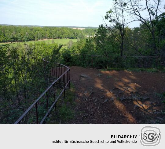 Aussichtsplattform am Töpelsberg bei Colditz-Terpitzsch unterhalb des Heimatturms.