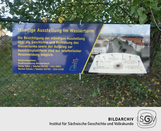 Infotafel am Wasserturm in Reichenbach im Vogtland.
