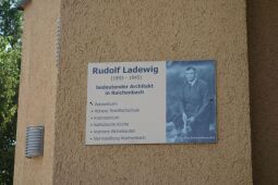 Infotafel am Wasserturm in Reichenbach im Vogtland.