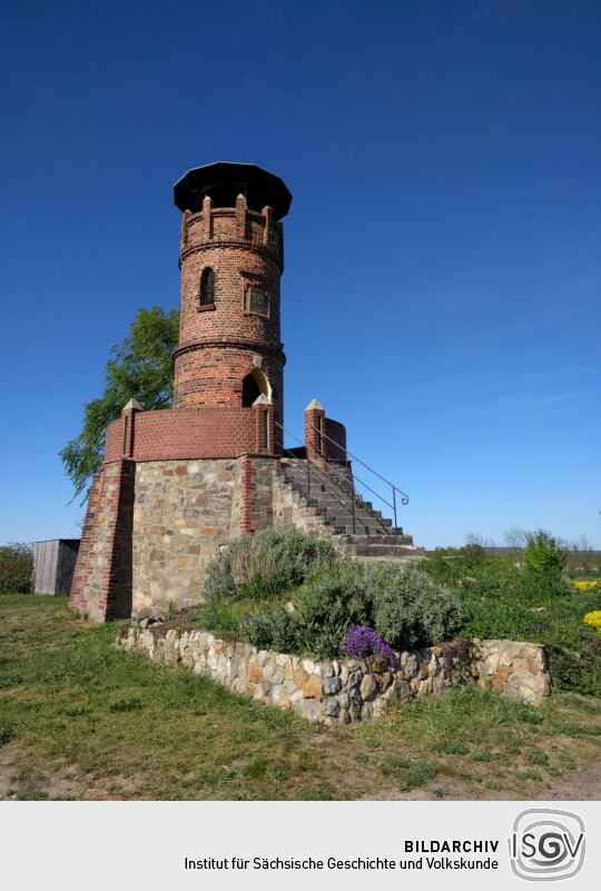 Der Aussichtsturm auf Johannas Höh’ bei Pyrna