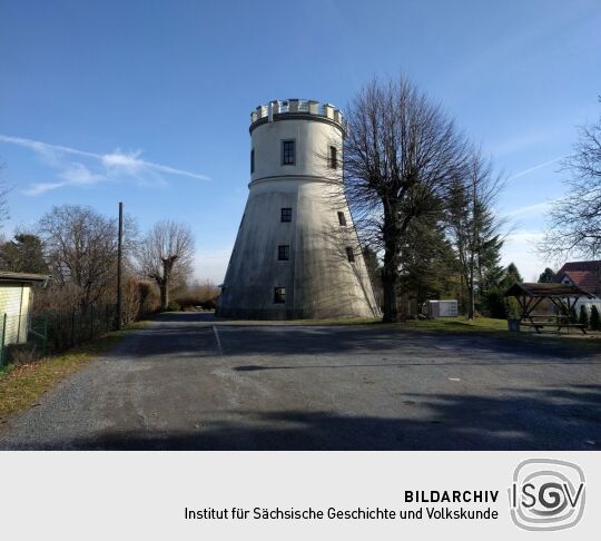 Der Aussichtsturm Windmühle in Boxdorf.