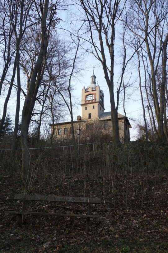 Beckenbergbaude mit Aussichtsturm bei Eibau.