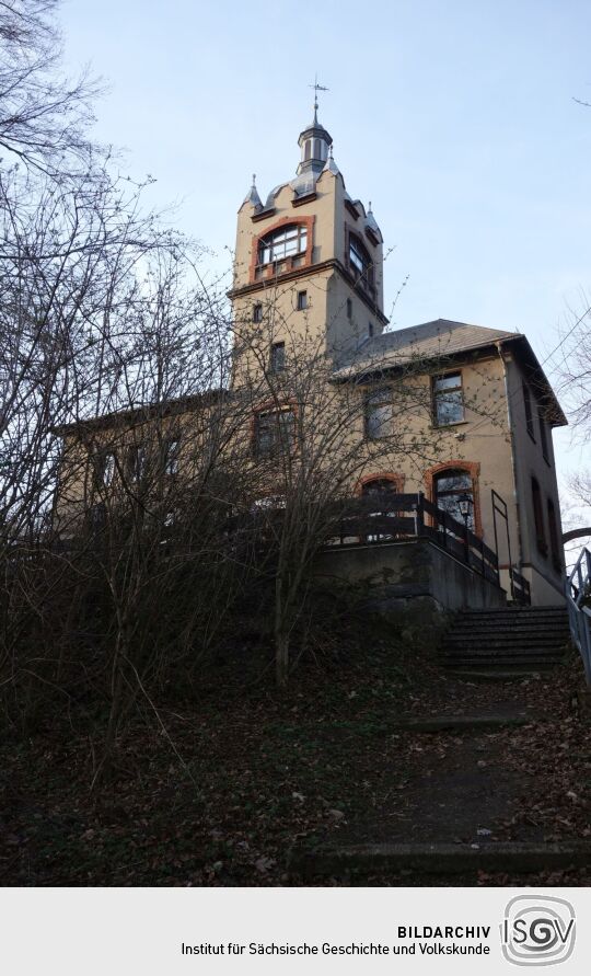 Beckenbergbaude mit Aussichtsturm bei Eibau.