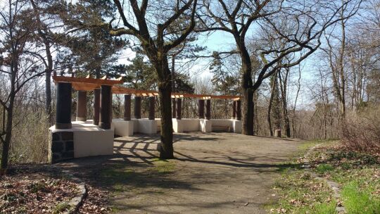 Die Bastei im Stadtpark auf dem Weinberg in Taucha.