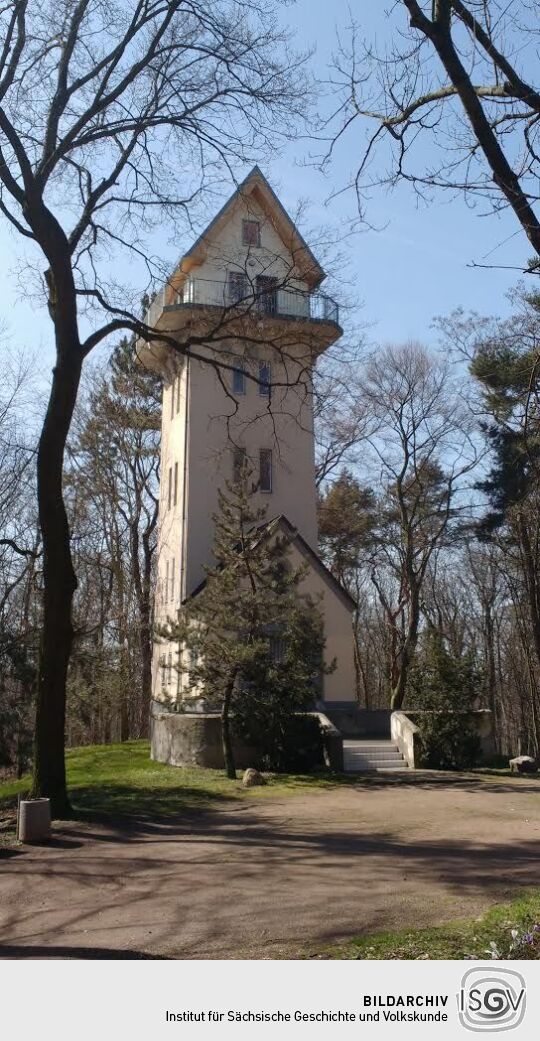 Der Aussichtsturm im Stadtpark auf dem Weinberg in Taucha.