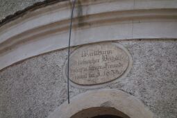 Inschrift am Wartturm auf dem Sonnenhügel in Niesky.