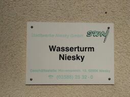 Inschrift am WasserTurm in Niesky.