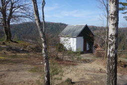 Das Häuschen der Camera obscura auf dem Berg Oybin.