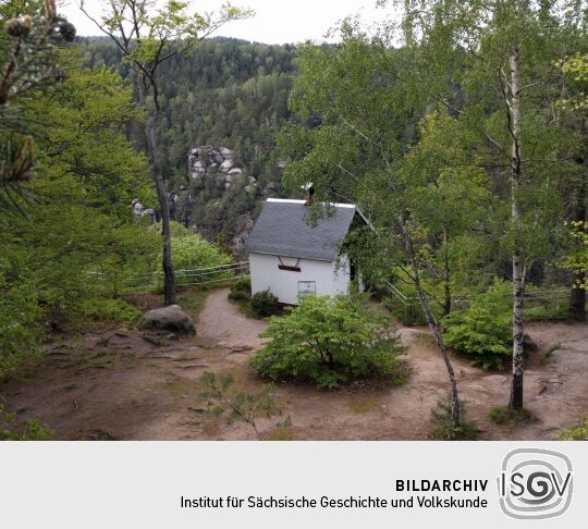 Das Häuschen der Camera obscura auf dem Berg Oybin.