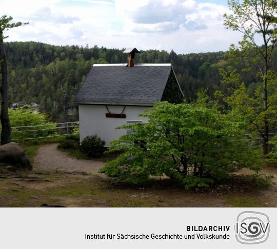 Das Häuschen der Camera obscura auf dem Berg Oybin.