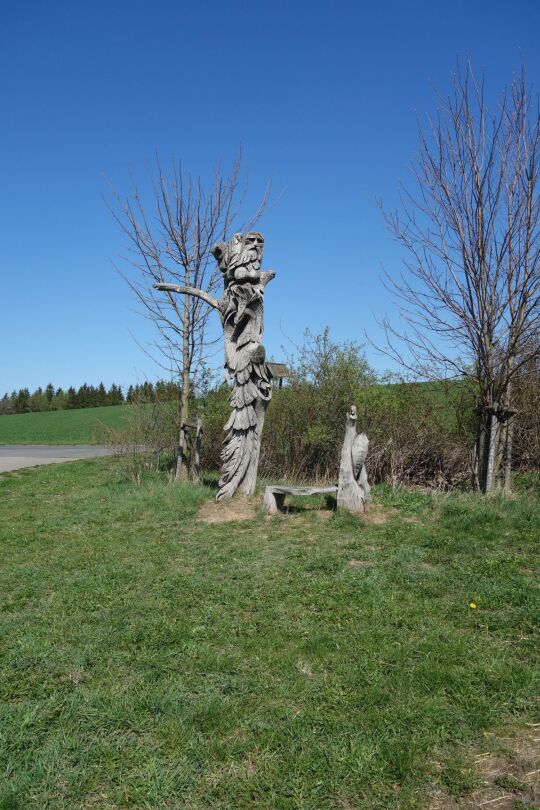 Holzplastik am Geleitsweg oberhalb Dorfchemnitz.