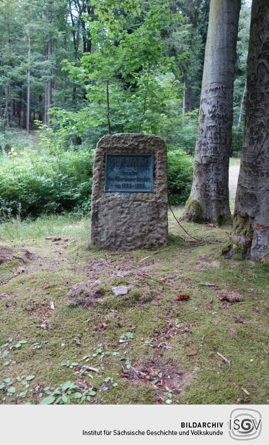 Erinnerungsstein an Forstmeister A. F. Schaal.