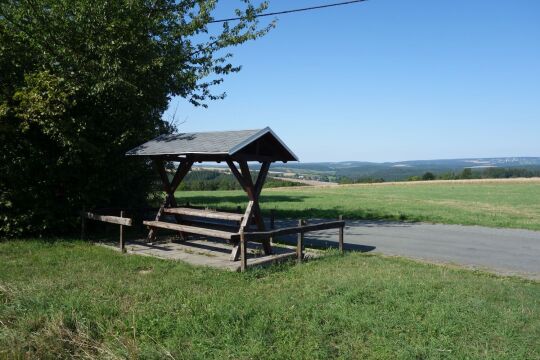 Aussichtspunkt an der Bergstraße beim Friedhof Arnsgrün.