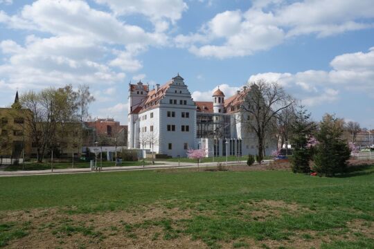 Blick zur Seniorenwohnanlage Schloss Osterstein in Zwickau.