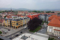 Blick vom Reichenturm über den Kornmarkt in Bautzen.