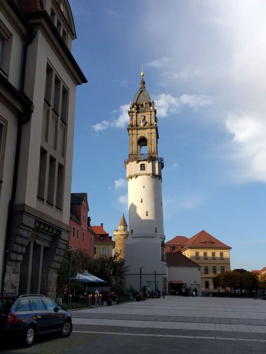 Der Reichenturm am Kornmarkt in Bautzen.