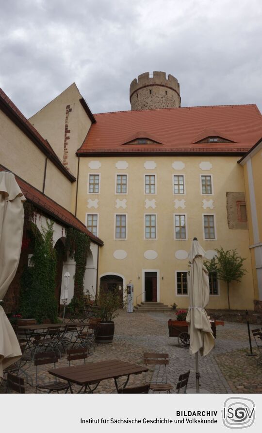 Im Hof der Burg Gnandstein bei Frohburg.