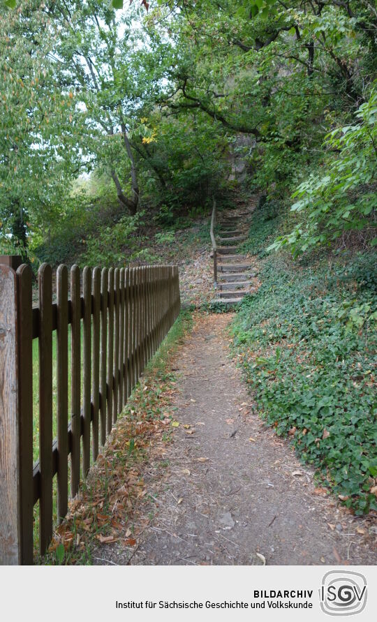 Aufstieg zur Schönen Aussicht in Diesbar-Seußlitz.