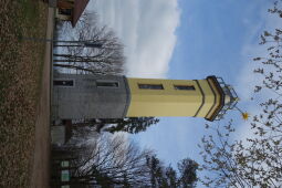 Der Aussichtsturm auf dem Monumentberg bei Hohendubrau-Groß Radisch.