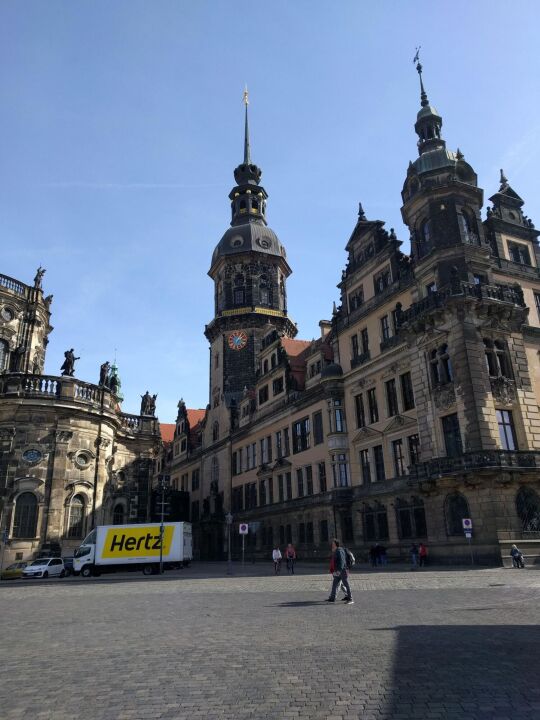 Blick zum Hausmannsturm am Dresdner Schloss.