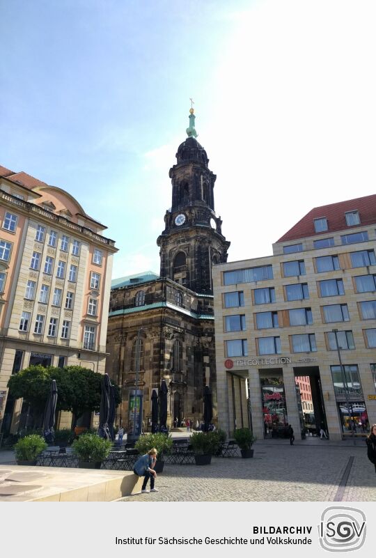 Die Kreuzkirche am Altmarkt in Dresden.