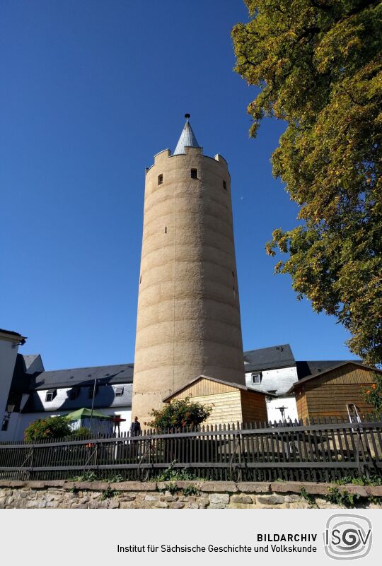 Der Bergfried Dicker Heinrich auf Schloss Wildeck in Zschopau.