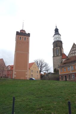 Der Rote Turm und die Kirche St. Marien in Kamenz.