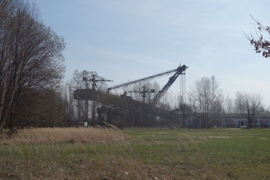 Blick Ausstellungsgelände mit Tagebautechnik am ehemaligen Tagebau Berzdorf bei Görlitz.