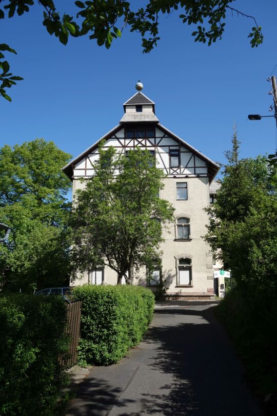 Die ehemalige Gaststätte Goldene Höhe in Waldheim.