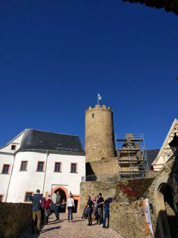 Die Burg Scharfenstein im Erzgebirge.