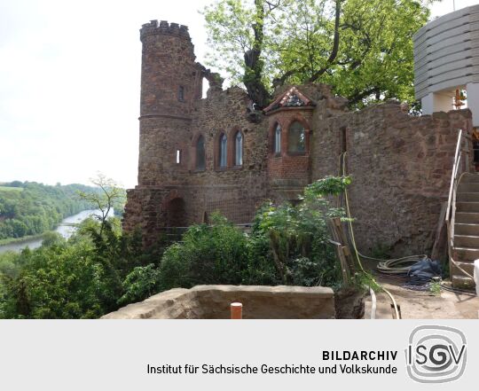 Die Aussichtsruine am Miruspark in Leisnig.