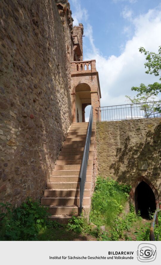 Die Aussichtsruine am Miruspark in Leisnig.