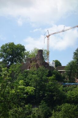 Die Aussichtsruine am Miruspark in Leisnig.