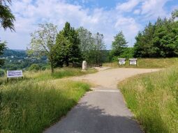 Das Ensemble am Aussichtspunkt Biedenkopfblick am Hammerberg bei Aue-Bad Schlema.