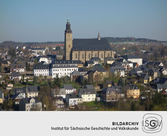 Die Kirche St. Wolfgang in Schneeberg.