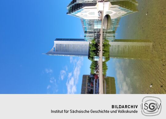 Das City-Hochhaus am Augustusplatz in Leipzig wurde als Universitätshochhaus errichtet und wird heute auch als Panorama-Tower vermarktet.