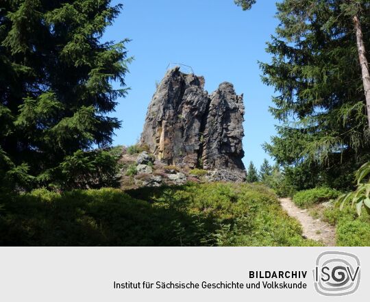 Der Aussichtsfelsen Hoher Stein bei Erlbach (Vysoký kámen, Kraslice).