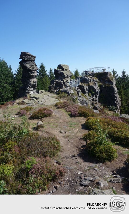 Der Aussichtsfelsen Hoher Stein bei Erlbach (Vysoký kámen, Kraslice).