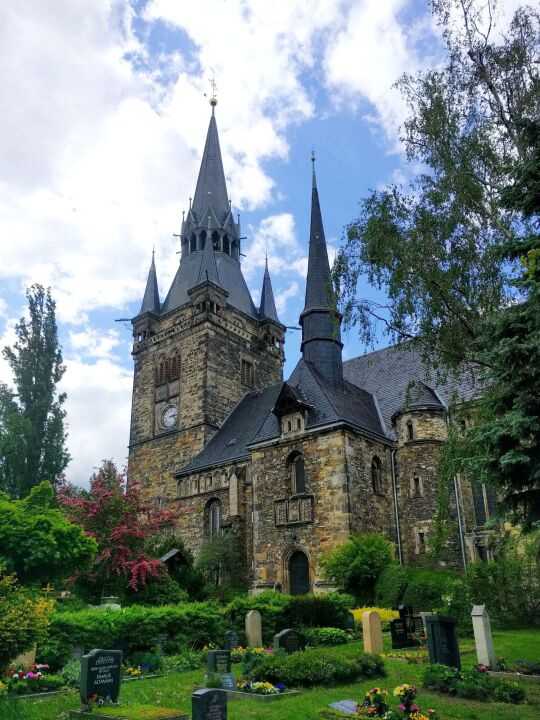 Die Kirche Briesnitz in Dresden-Briesnitz des Evangelisch-Lutherischen Kirchspiels Dresden West.