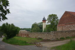 Der historische Wasserturm auf den Gelände des ehemaligen Rittergutes Drehsa.