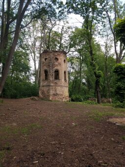 Die sogenannte Blechburg auf dem Jägerberg in Radebeul-Oberlößnitz.