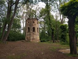 Die sogenannte Blechburg auf dem Jägerberg in Radebeul-Oberlößnitz.