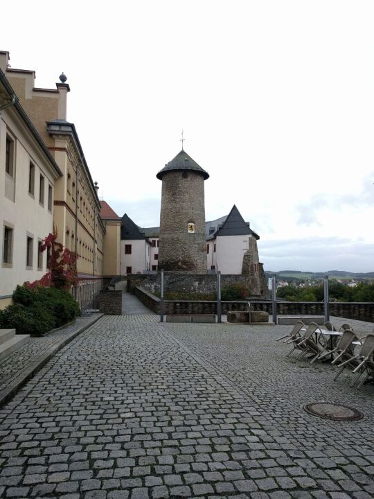 Der Bergfried von Schloß Voigtsberg in Oelsnitz/Vogtl.-Voigtsberg.