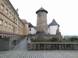 Bild: Der Bergfried von Schloß Voigtsberg in Oelsnitz/Vogtl.-Voigtsberg.