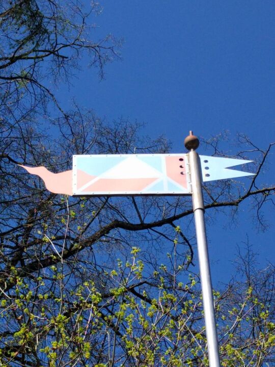 Die Wetterfahne auf dem Friedrich-August-Stein in Röttis.