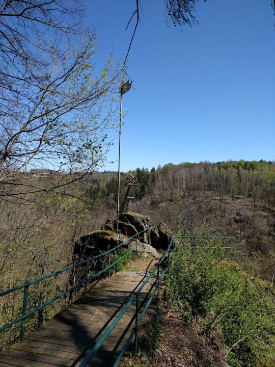 Der Friedrich-August-Stein in Röttis.