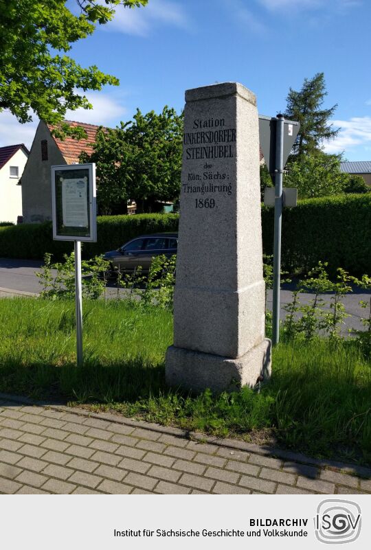 Die Nagelsche Säule am heutigen Standort in Unkersdorf.
